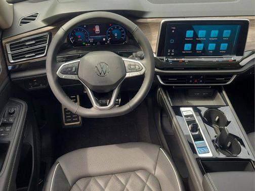 2026 Volkswagen Atlas 2.0T SEL Premium R-Line 4MOTION