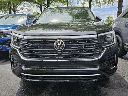 2025 Volkswagen Atlas 2.0T SEL Premium R-Line 4MOTION