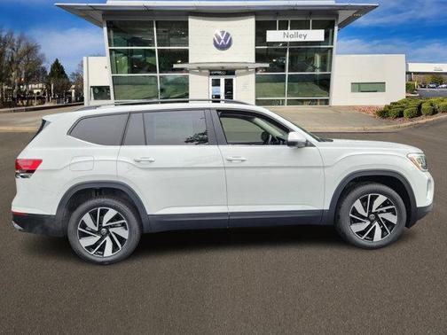 2025 Volkswagen Atlas 2.0T SE w/Technology