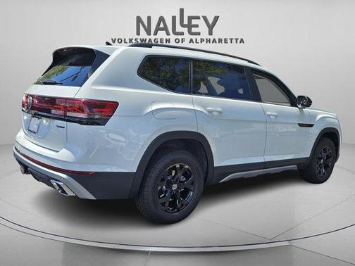 2025 Volkswagen Atlas 2.0T Peak Edition