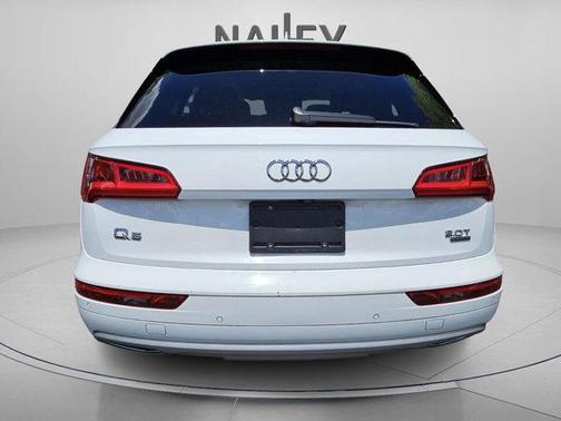 2018 Audi Q5 2.0T Premium Plus