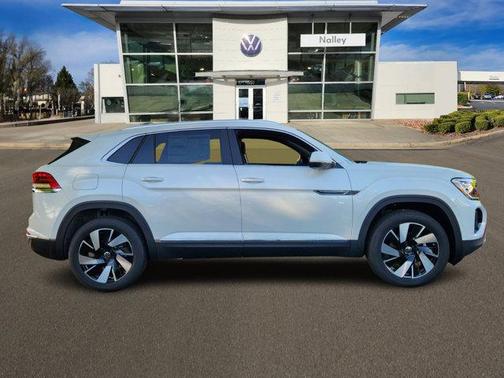 2025 Volkswagen Atlas Cross Sport 2.0T SEL