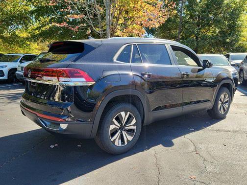 2026 Volkswagen Atlas Cross Sport 2.0T SE