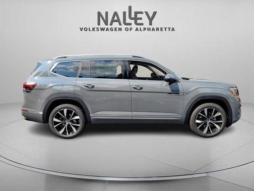 2026 Volkswagen Atlas 2.0T SEL Premium R-Line 4MOTION