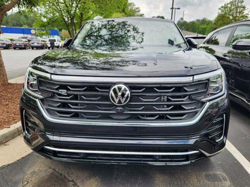 2025 Volkswagen Atlas 2.0T SEL Premium R-Line 4MOTION