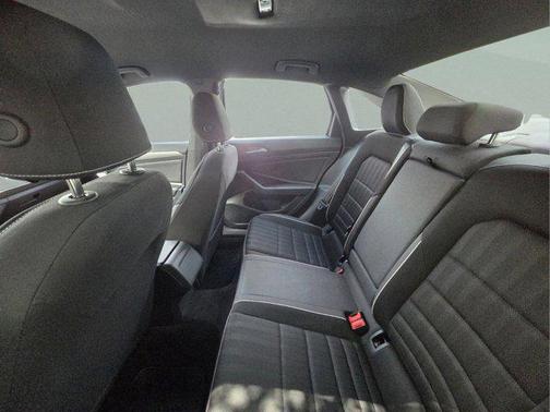 Platinum Gray Metallic 2023 Volkswagen Jetta 1.5T Sport