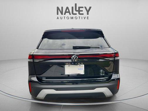 2025 Volkswagen Tiguan 2.0T SE