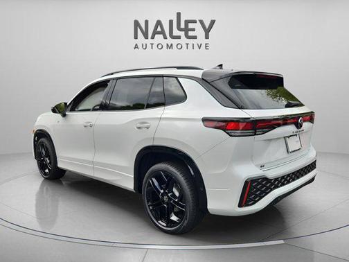 2025 Volkswagen Tiguan 2.0T SE R-Line Black 4MOTION