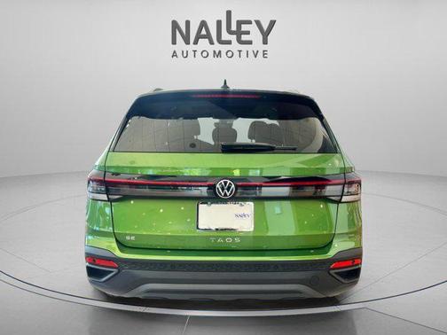 2025 Volkswagen Taos 1.5T SE Black