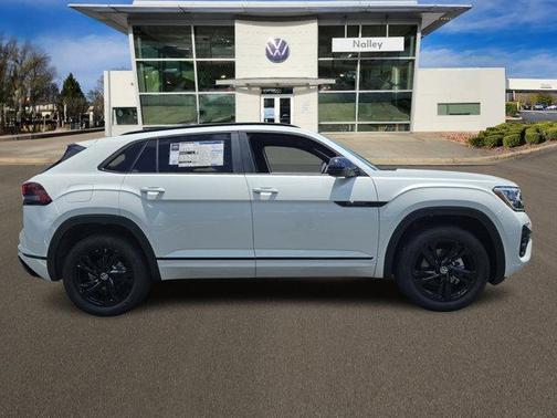 2025 Volkswagen Atlas Cross Sport 2.0T SEL