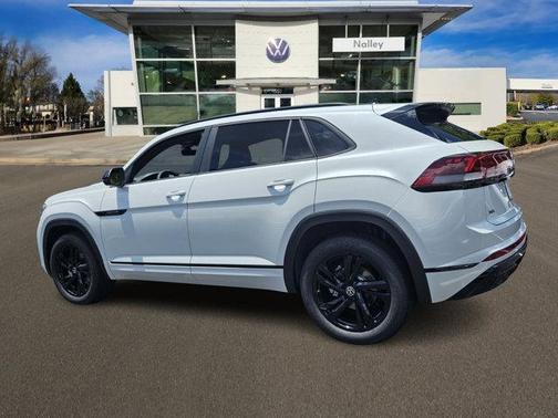 2025 Volkswagen Atlas Cross Sport 2.0T SEL