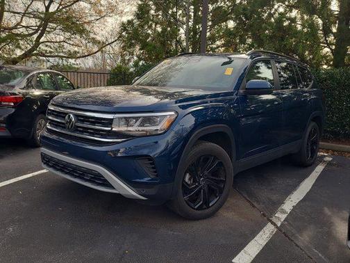 2023 Volkswagen Atlas 2.0T SE w/Technology