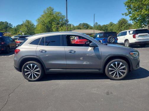 2021 Mercedes-Benz GLA 250 Base 4MATIC