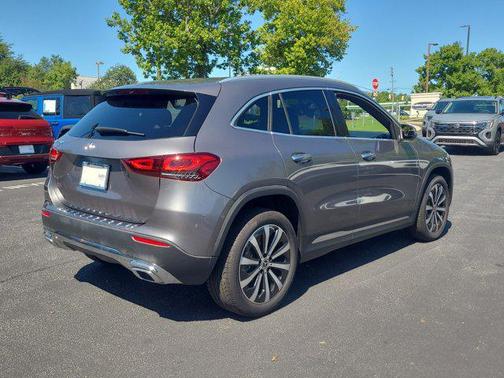 2021 Mercedes-Benz GLA 250 Base 4MATIC
