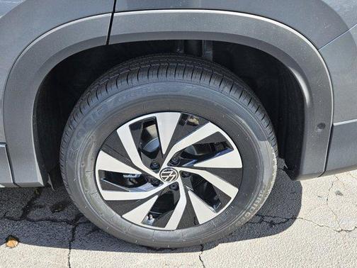 2025 Volkswagen Tiguan 2.0T S