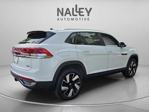 2024 Volkswagen Atlas Cross Sport 2.0T SE w/Technology 4MOTION