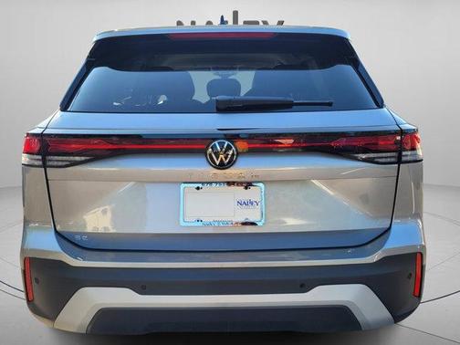 2025 Volkswagen Tiguan 2.0T SE