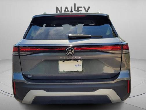 2025 Volkswagen Tiguan 2.0T SE