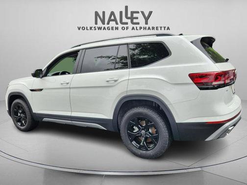 2025 Volkswagen Atlas 2.0T Peak Edition