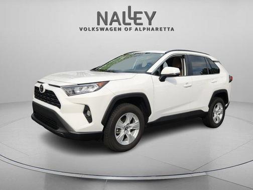 2020 Toyota RAV4 XLE