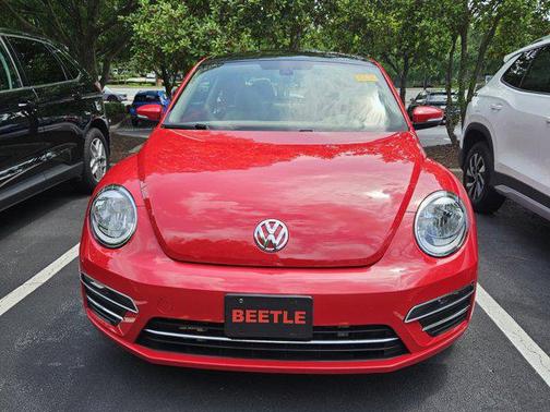 2019 Volkswagen Beetle 2.0T SE