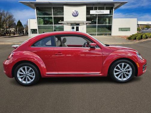2019 Volkswagen Beetle 2.0T SE