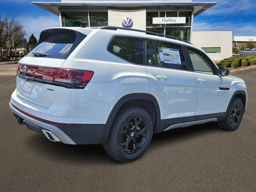 2025 Volkswagen Atlas 2.0T Peak Edition