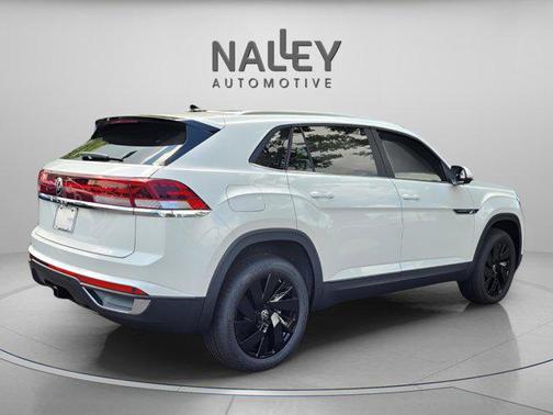 2025 Volkswagen Atlas Cross Sport 2.0T SE w/Technology