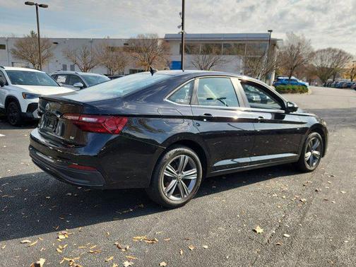 2024 Volkswagen Jetta 1.4T SE