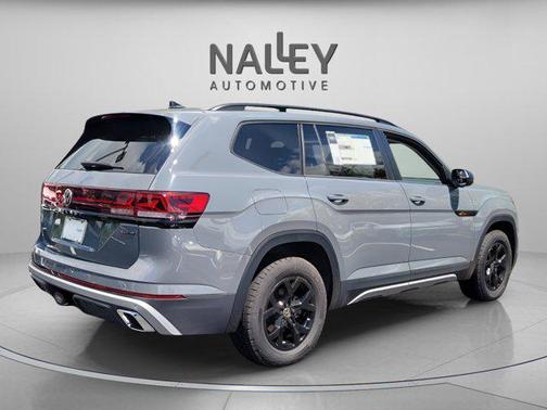 2025 Volkswagen Atlas 2.0T Peak Edition