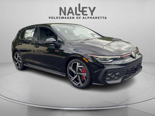 2025 Volkswagen Golf GTI 2.0T SE DSG
