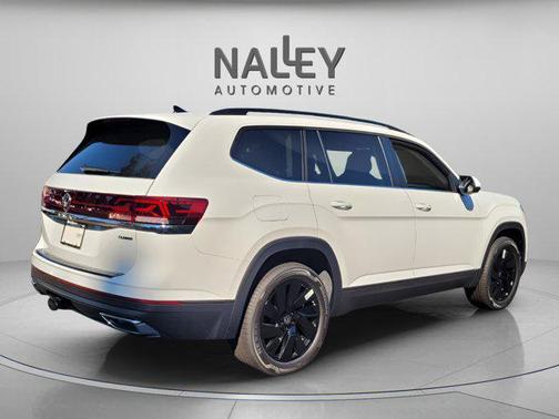 2025 Volkswagen Atlas 2.0T SE w/Technology 4MOTION