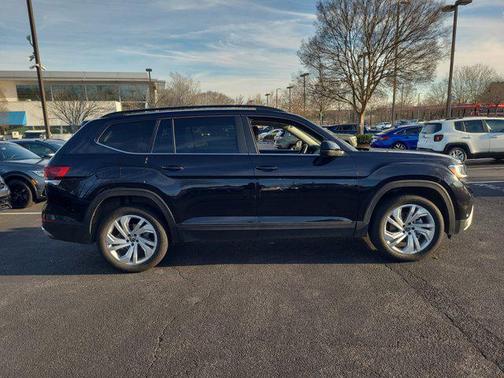 2023 Volkswagen Atlas 3.6L SE w/Technology