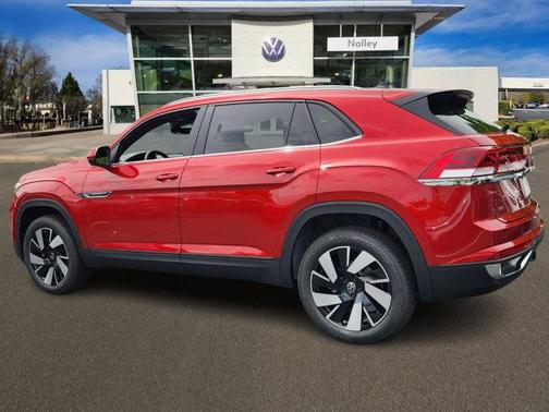 2025 Volkswagen Atlas Cross Sport 2.0T SE w/Technology