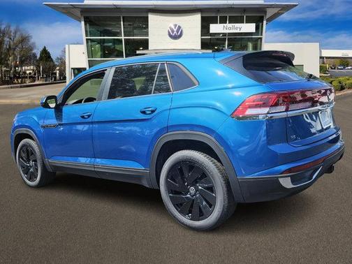 2025 Volkswagen Atlas Cross Sport 2.0T SE w/Technology