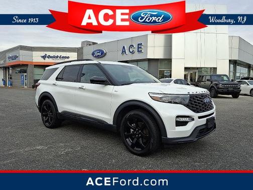 2023 Ford Explorer ST-LINE