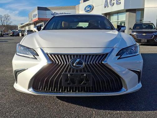 2019 Lexus ES 350 