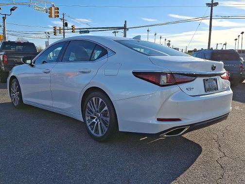 2019 Lexus ES 350 