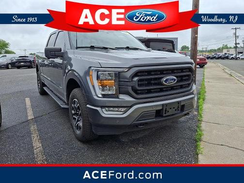 CARBONIZED GRAY METALLIC 2023 Ford F-150 XLT Truck