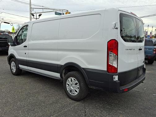 2023 Ford Transit-250 XL 130