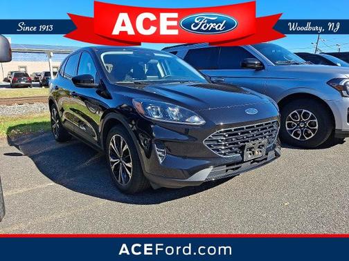 2022 Ford Escape SE