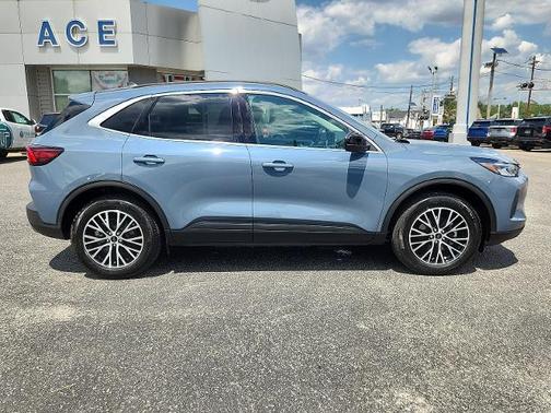 2025 Ford Escape PHEV