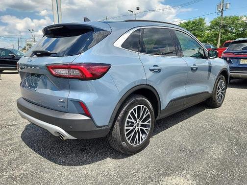 2025 Ford Escape PHEV