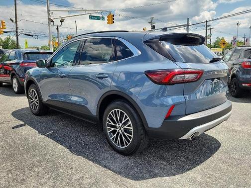 2025 Ford Escape PHEV