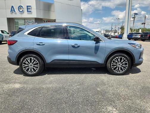 2025 Ford Escape PHEV