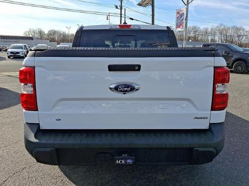 2022 Ford Maverick XL