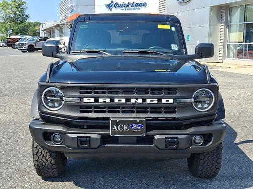 2022 Ford Bronco 