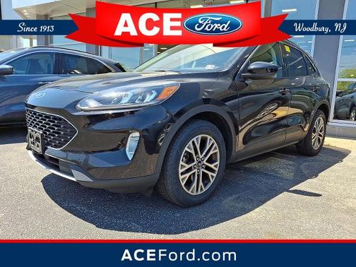 AGATE BLACK METALLIC 2022 Ford Escape SEL