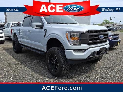 SPACE WHITE METALLIC 2022 Ford F-150 LARIAT