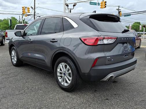 CARBONIZED GRAY 2022 Ford Escape SE